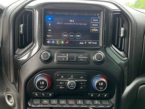 Used 2019 Chevrolet Silverado 1500 LTZ w/ LTZ Plus Package AWD/4WD image 15