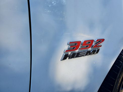 Used 2018 Dodge Charger R/T Scat Pack image 15