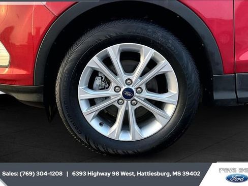 Used 2019 Ford Escape SEL image 7