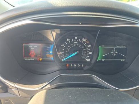 Used 2018 Ford Fusion Titanium AWD/4WD image 8