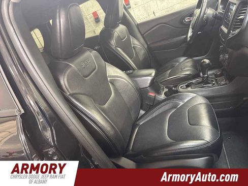 Used 2023 Jeep Cherokee Altitude Lux image 38