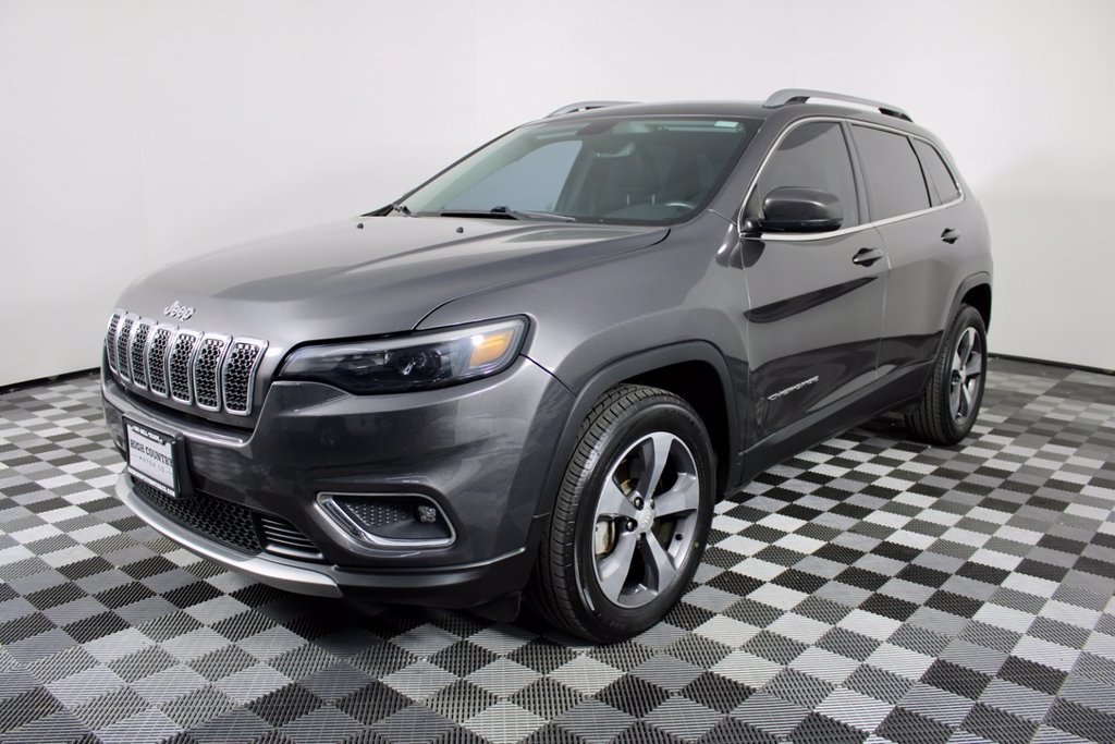 Used 2019 Jeep Cherokee Limited AWD/4WD image 4