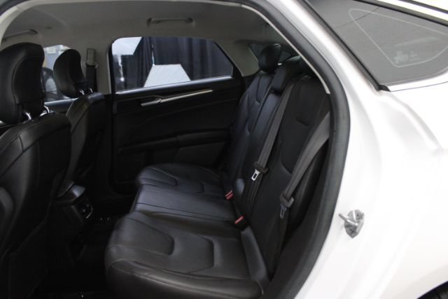 Used 2013 Ford Fusion Titanium w/ Titanium Driver Assist Pkg FWD image 23