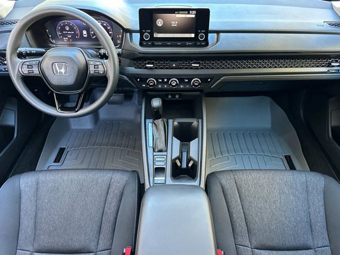 Certified 2023 Honda Accord EX image 14