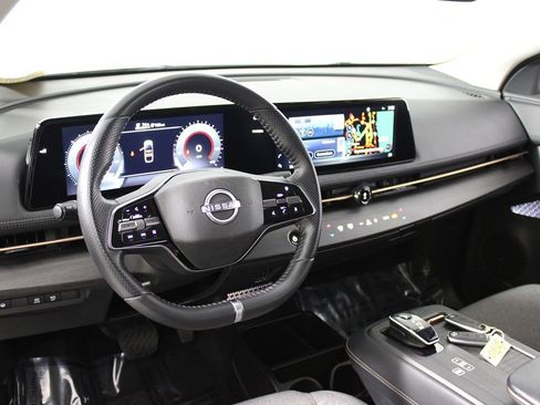 Used 2024 Nissan Ariya FWD image 30