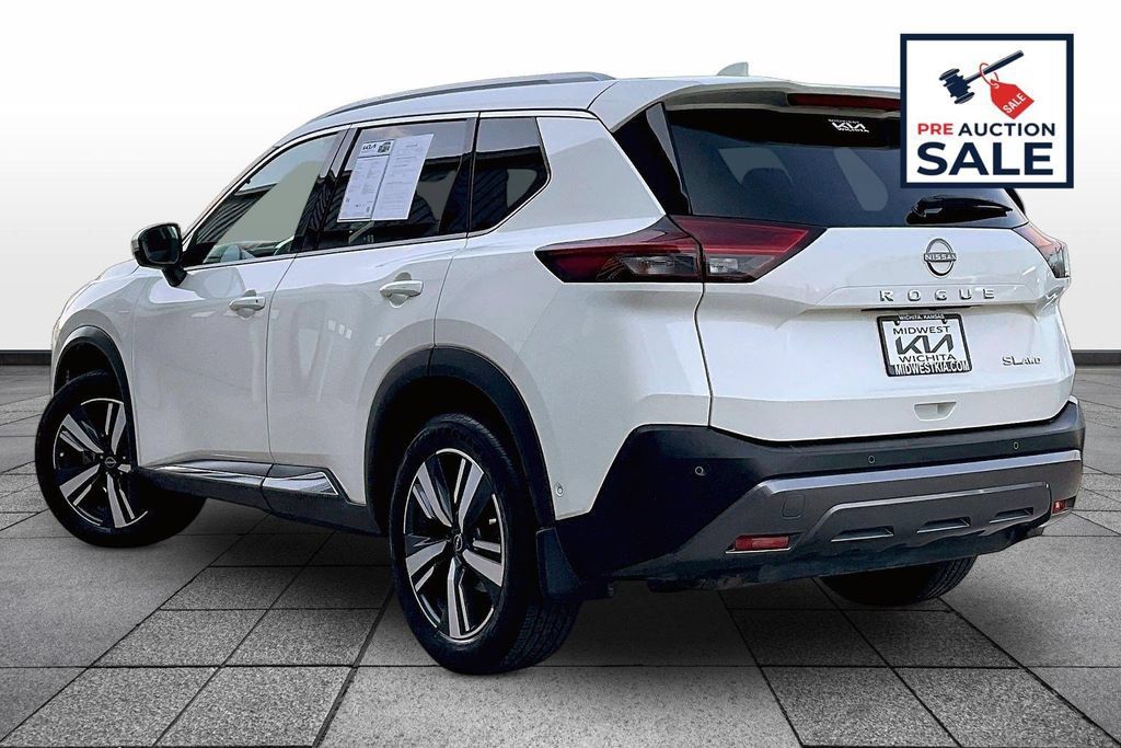 Used 2023 Nissan Rogue SL w/ SL Premium Package AWD/4WD image 12
