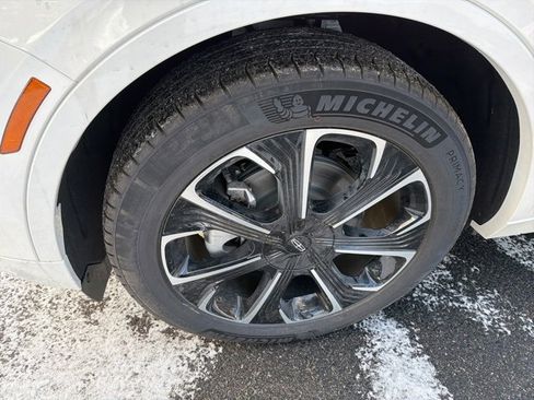 New 2026 Lincoln Nautilus Reserve image 7