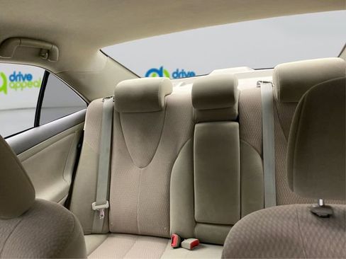 Used 2011 Toyota Camry LE w/ Fleet Convenience Pkg FWD image 18