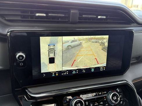 Used 2022 GMC Sierra 1500 AT4 w/ AT4 Premium Package image 23