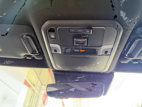 Certified 2025 Toyota 4Runner TRD Off-Road Premium image 21