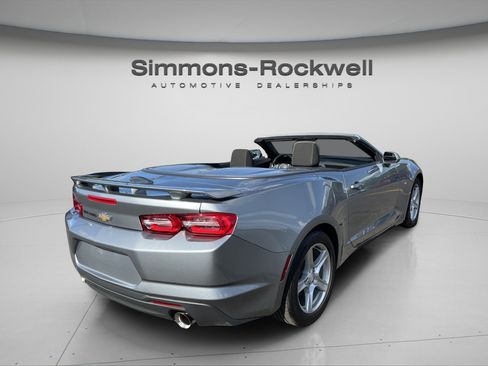 Used 2023 Chevrolet Camaro LT RWD image 6