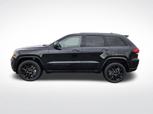 Used 2021 Jeep Grand Cherokee Laredo X AWD/4WD image 9