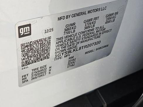 New 2026 Cadillac Escalade ESV Luxury w/ Touring Package image 31