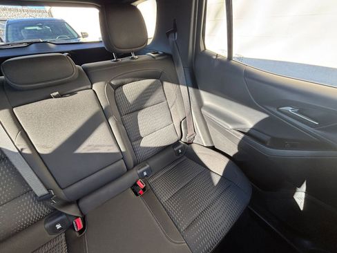 Used 2025 Chevrolet Equinox LT image 37