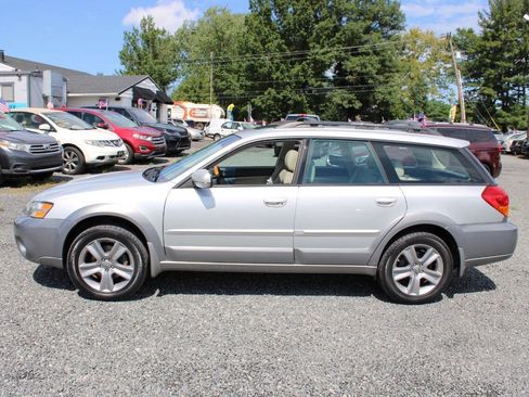 Used 2005 Subaru Outback 3.0R L.L. Bean AWD/4WD image 10