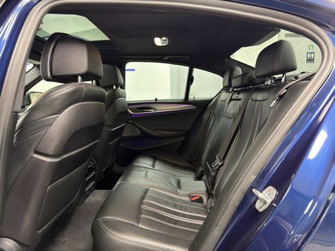 Used 2018 BMW M550i xDrive w/ Driving Assistance Package image 31