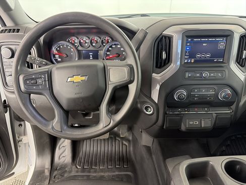 Used 2022 Chevrolet Silverado 1500 W/T w/ WT Convenience Package image 3