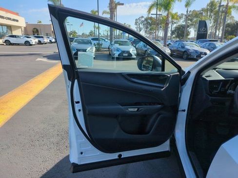 Used 2025 Lexus NX 350h AWD w/ Premium Package image 15