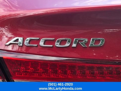 Used 2021 Honda Accord Touring image 4