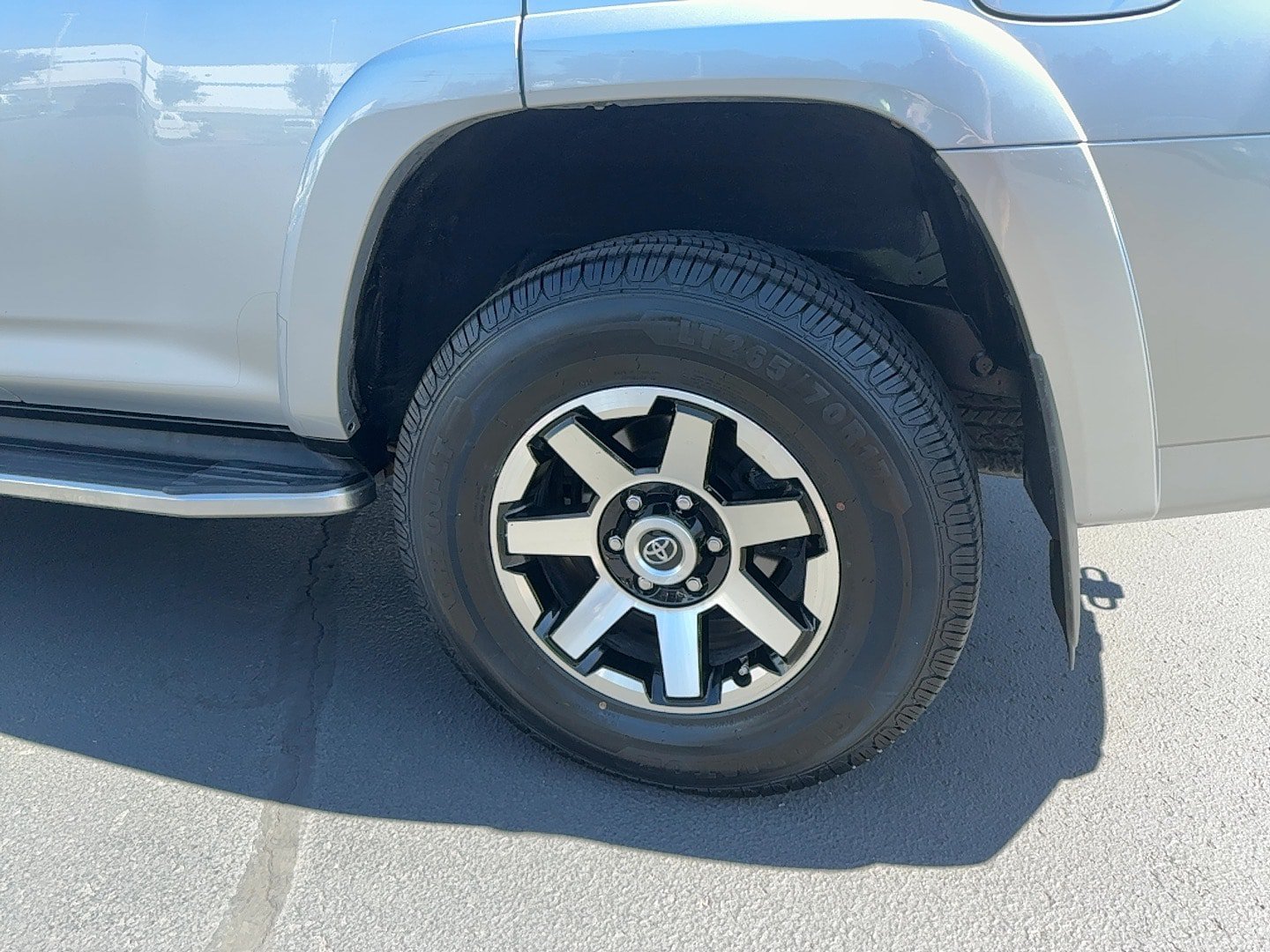 Used 2017 Toyota 4Runner TRD Off-Road Premium AWD/4WD image 6