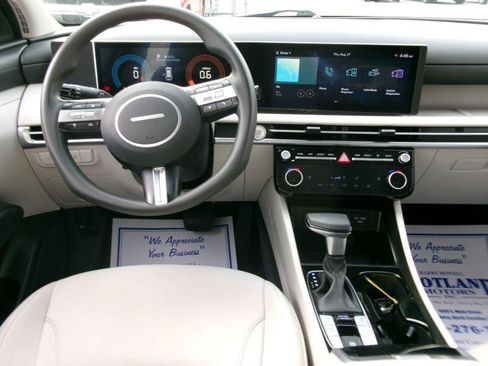 Used 2025 Hyundai Tucson SEL FWD image 11