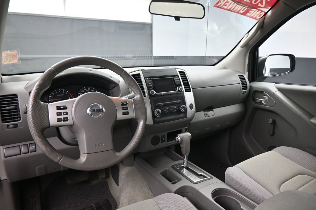 Used 2018 Nissan Frontier S RWD image 9