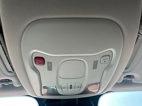 Used 2020 Jeep Renegade Altitude image 21