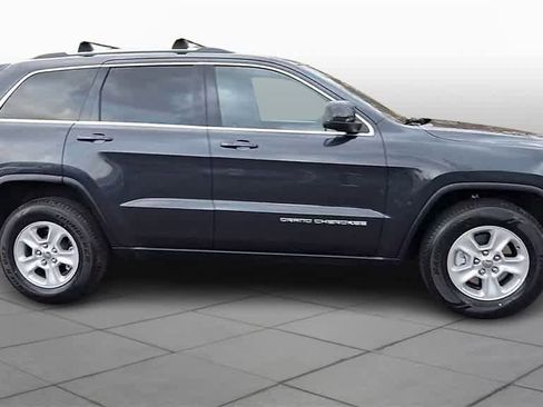 Used 2015 Jeep Grand Cherokee Laredo w/ Quick Order Package 23E image 9