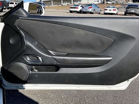 Used 2015 Chevrolet Camaro LT image 21