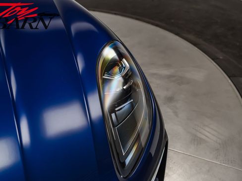 Used 2022 Porsche Macan S image 11