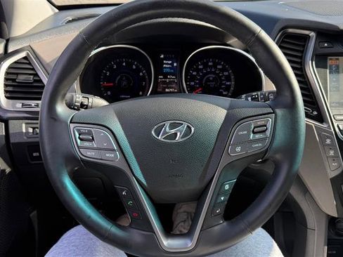 Used 2015 Hyundai Santa Fe Limited w/ Option Group 04 image 40