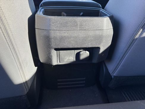 Used 2025 Toyota Tacoma TRD Off-Road image 22