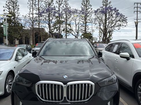 Used 2024 BMW X5 sDrive40i w/ Climate Comfort Package RWD image 2