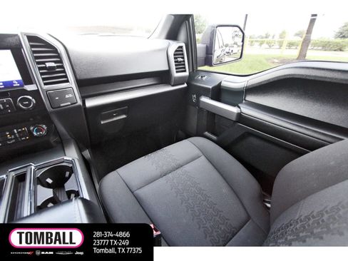Used 2019 Ford F150 XLT w/ Equipment Group 302A Luxury AWD/4WD image 11