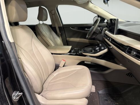 Used 2021 Lincoln Nautilus Reserve w/ Monochromatic Package FWD image 11