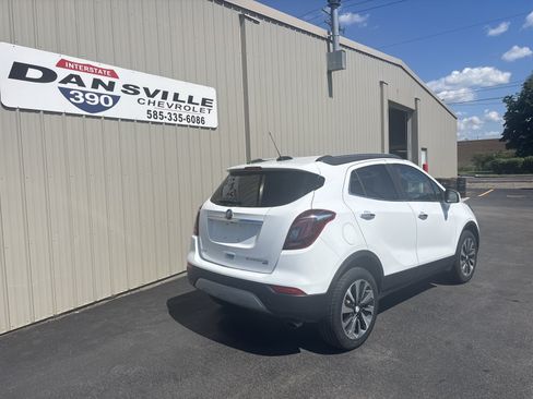 Used 2021 Buick Encore Preferred AWD/4WD image 6