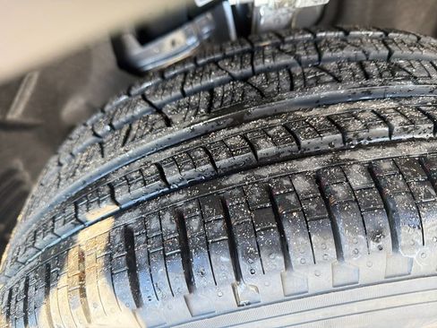 New 2026 Jeep Grand Cherokee L Limited w/ Limited Altitude Package image 28