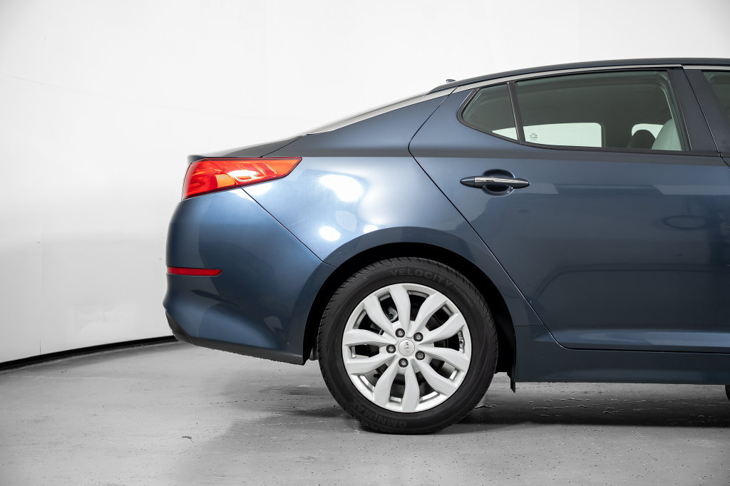 Used 2015 Kia Optima EX FWD image 5