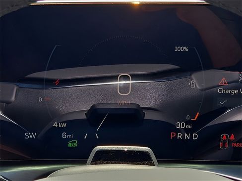 New 2026 Cadillac Vistiq Sport w/ LPO, Floor Liner Package image 29