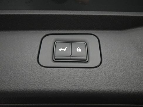 New 2026 Nissan Armada SL image 23