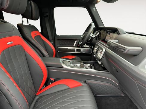 Used 2025 Mercedes-Benz G 63 AMG 4MATIC image 15