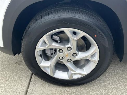 New 2026 Chevrolet Trax LS w/ LS Convenience Package image 31