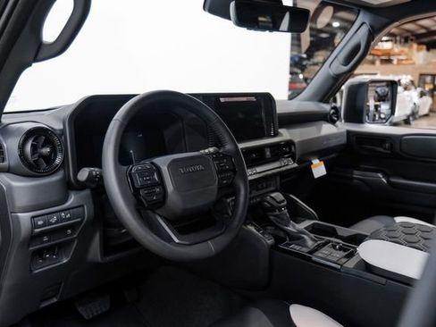 Used 2025 Toyota Land Cruiser image 3