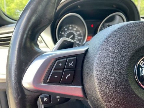 Used 2012 BMW Z4 sDrive28i image 34