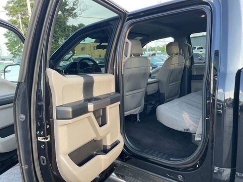 Used 2020 Ford F150 XLT image 14