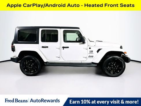 Used 2021 Jeep Wrangler Unlimited Sahara w/ Cold Weather Group AWD/4WD image 8