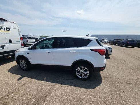 Used 2019 Ford Escape SE AWD/4WD image 8