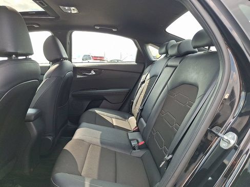 Used 2023 Kia Forte GT-Line w/ GT-Line Premium Package FWD image 11