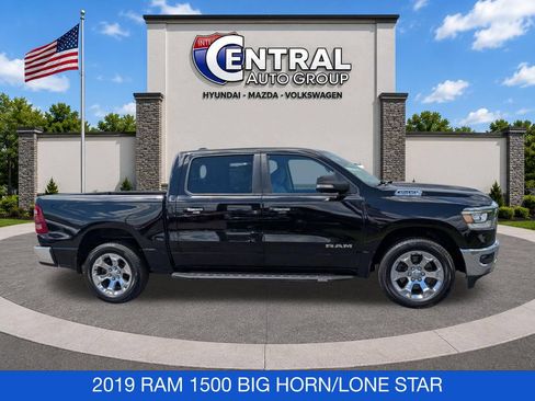 Used 2019 RAM 1500 Big Horn AWD/4WD image 9