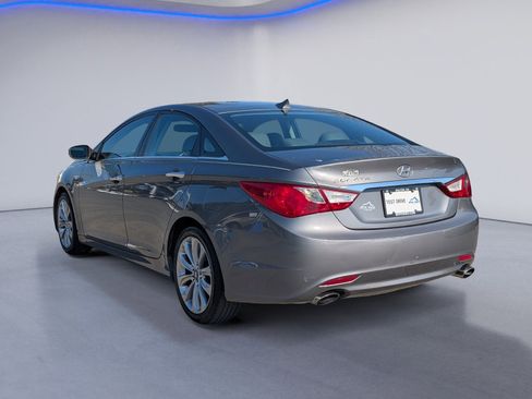 Used 2011 Hyundai Sonata SE image 3